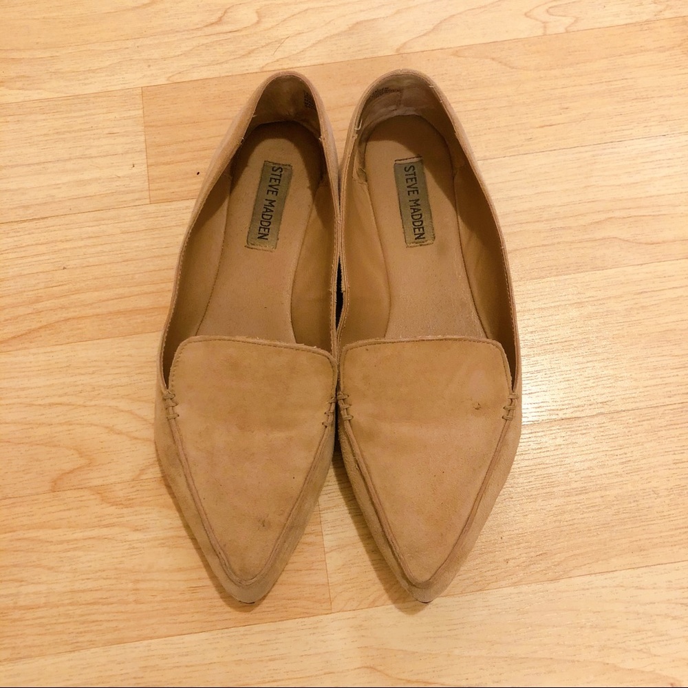 Steve Madden nude suede flat loafer